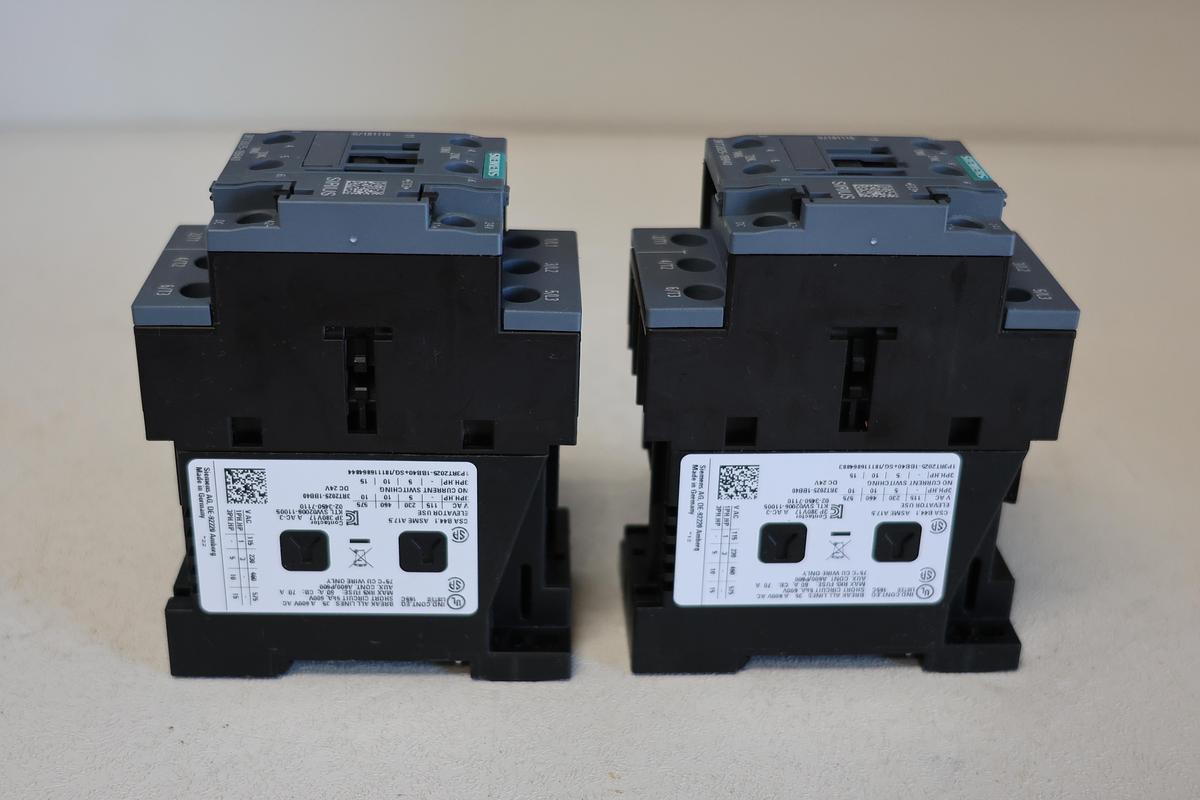 Used (Lot of 2) Siemens 3RT2025-1BB40 SIRIUS Contactor – 3 Pole, 17A, 24V Coil GHA-161