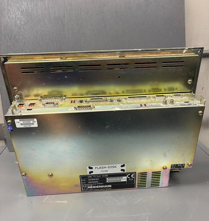Used Heidenhain CNC Pilot 3190 Control Panel GHC-18