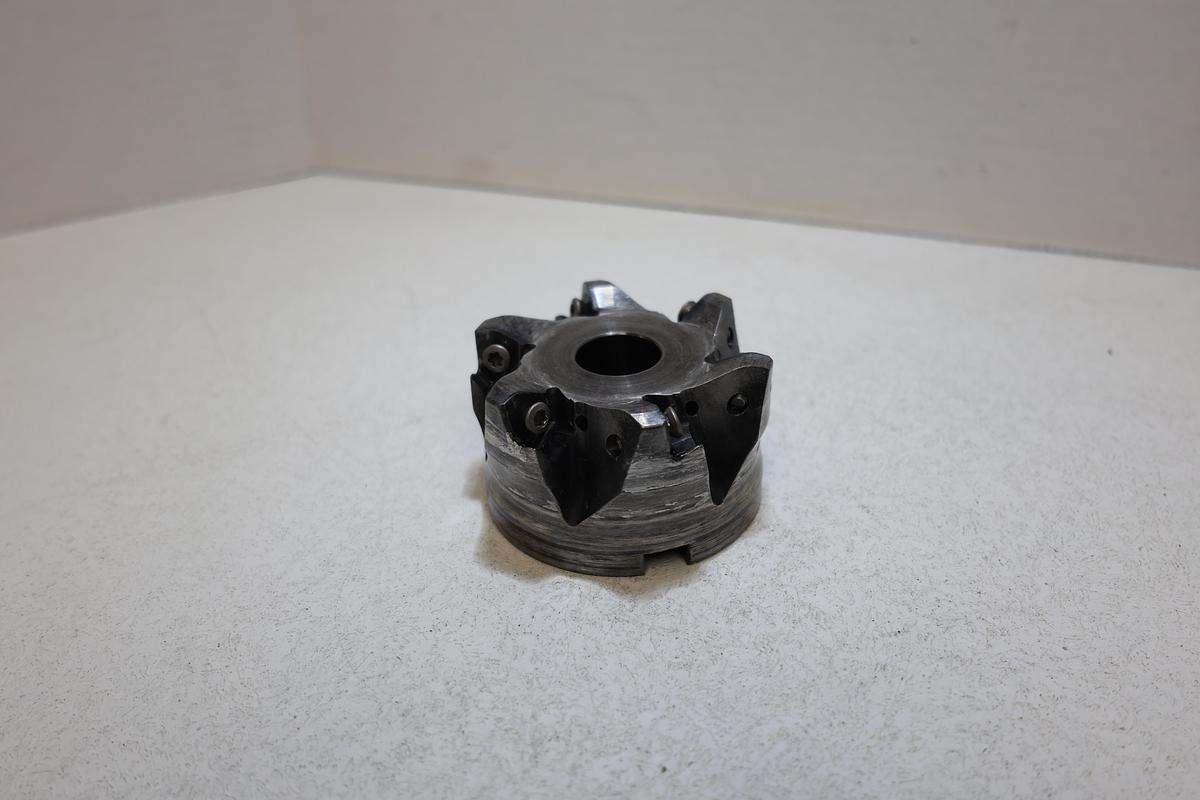Used 114350546C5CV Indexable Face Mill Shell Mill Cutter w/ Carbide Inserts Used