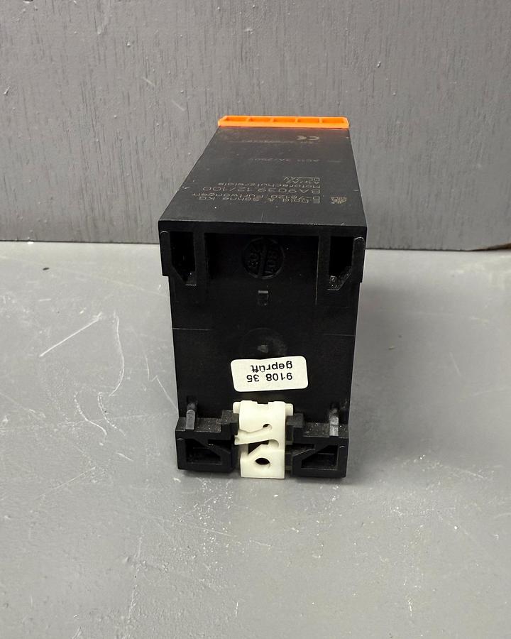 Used E. Dold & Söhne BA9039.12/100 Voltage Monitoring Relay | 3-Phase | 100V GHC-34
