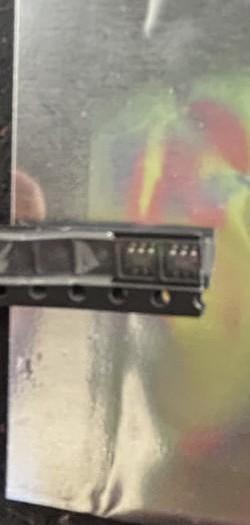 Used 2 pcs - 296-35977-1-ND IC COMPARATOR 1 GEN PUR SOT23-6 - GHB-63D7