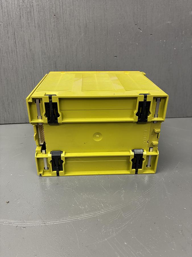 Used  PILZ PNOZ M1P Safety Controller – Modular Base Unit for PNOZ multi–System GHC-15