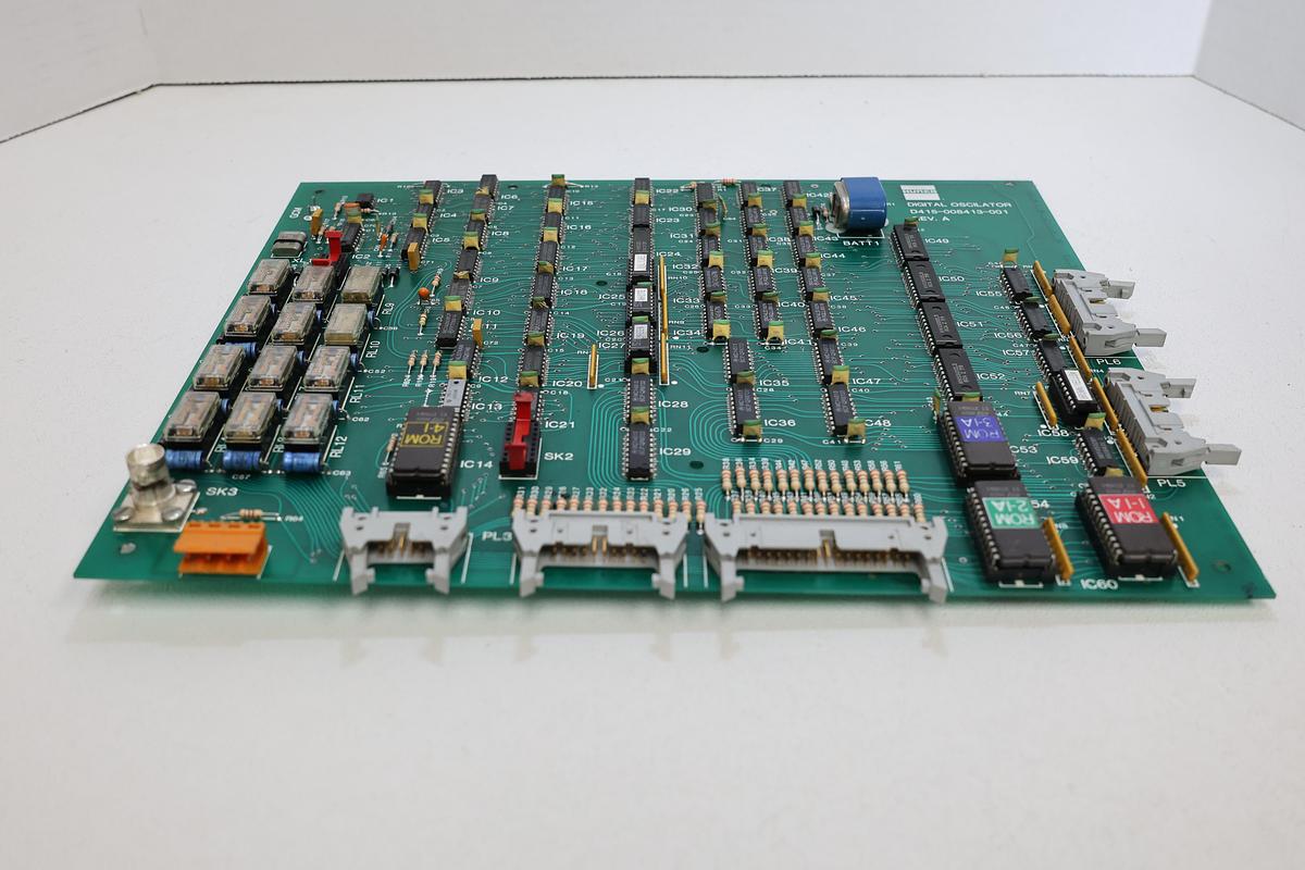 Used Hurco Oscilator Board D414-008413-001 Rev. A CNC Control PCB – Tested Working