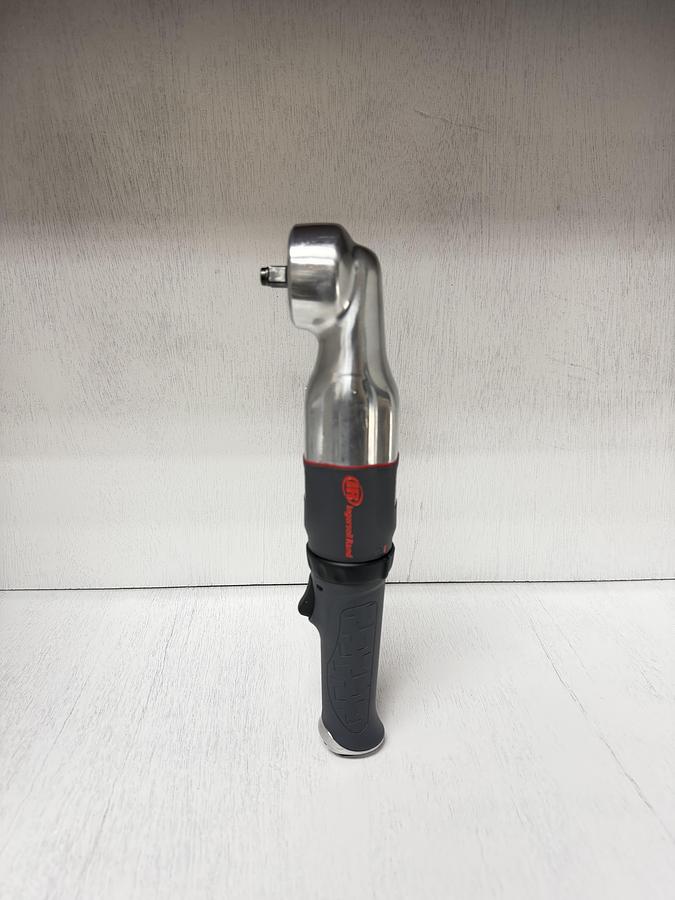Used Ingersoll Rand Air Impact Wrench: 3/8" Drive, 7,100 RPM, 45 to 160 ft/lb GHC-25