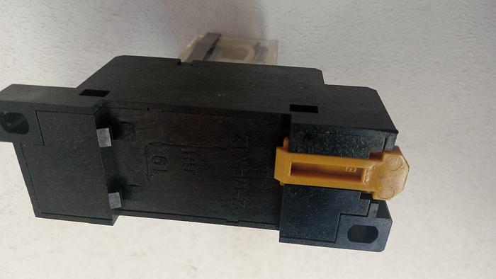 Used Omron LY2N DC Relay 8 Pin, PYC-A1 Base 20/240VAC 2-M4X12 GH