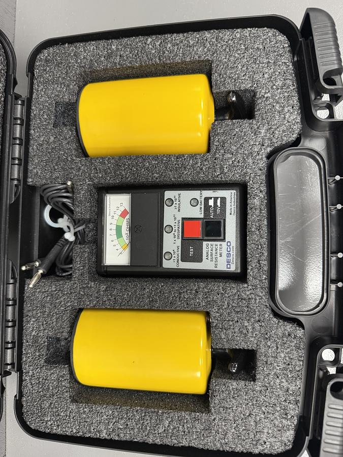 Used Desco 19784 Analog Surface Resistance Meter Kit GHC-24