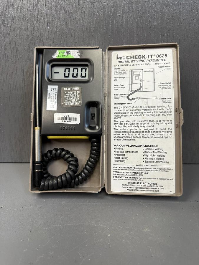 Used Pyrometer, Digital Model 0625 Check-It Electronics Corp. GHB-49