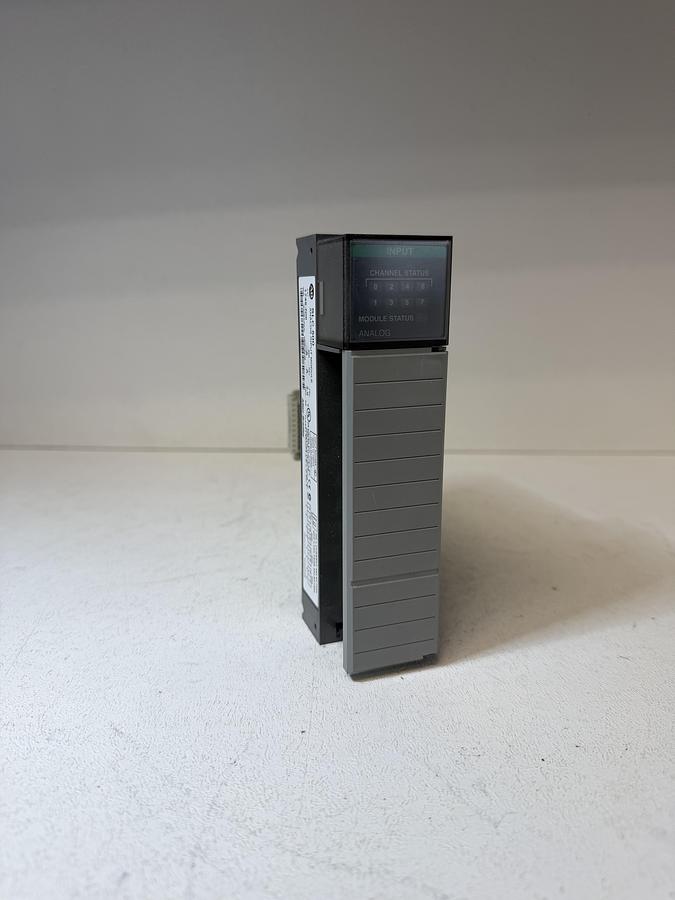 Used Allen Bradley 1746-NI8 SLC 500 Analog Input Module PLC GHA-179