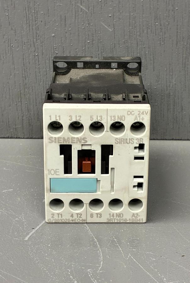 Used Siemens Contactor | IEC 60947 / VDE 0660 Compliant | Industrial Motor Control GHC-34