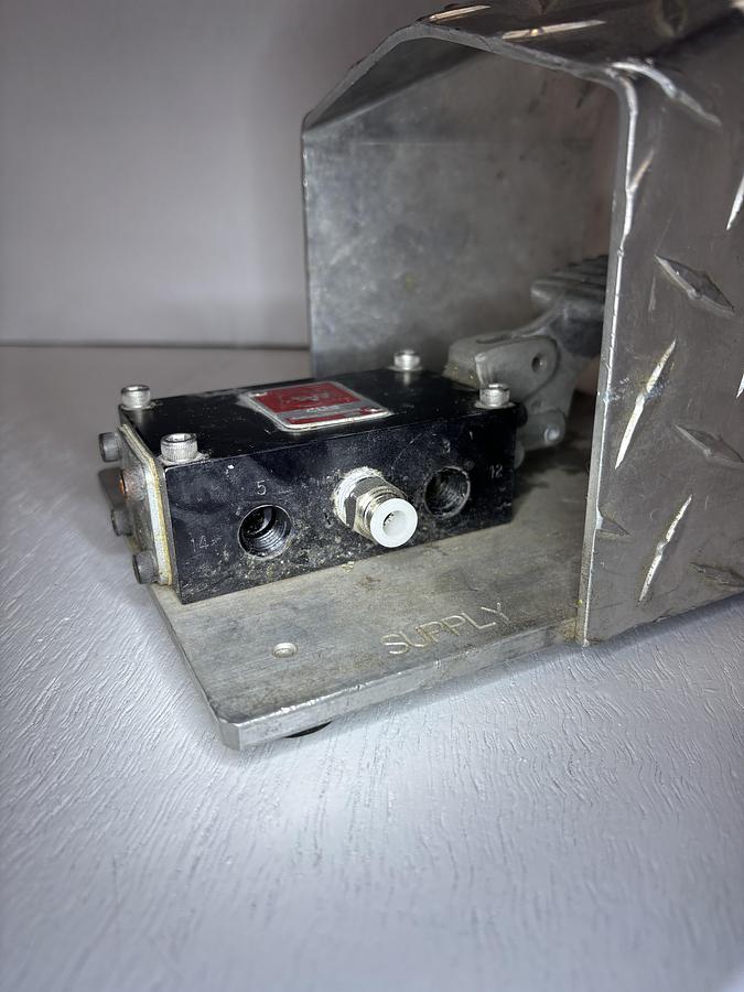 Used Air Or Gas General Purpose Valve AAA Products Foot valve GHA-77