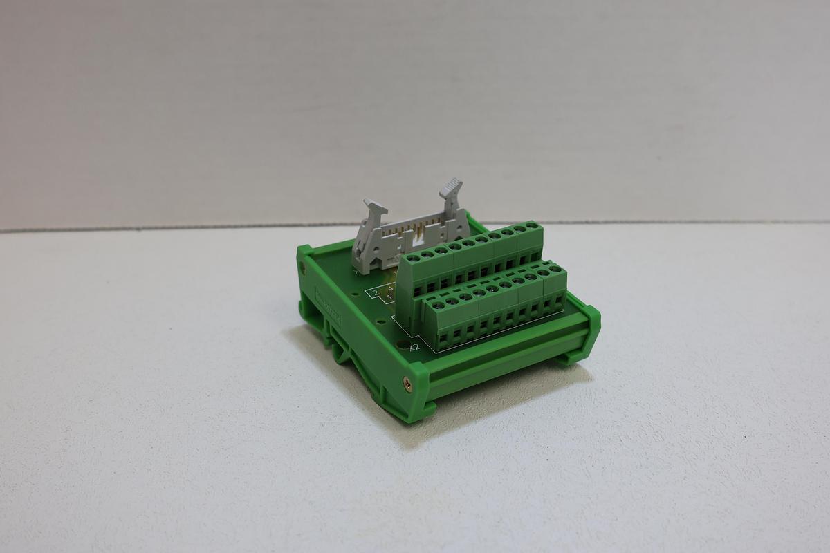 Used LC20-R 20-Pin IDC Male Header Terminal Block Breakout Board PLC CNC