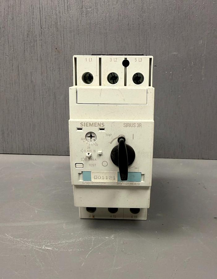 Used  Siemens SIRIUS 3RV1031‑4EA10 Manual Motor Starter / Circuit Breaker — 22–32 A GHC-37