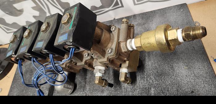 Used Solenoid Valve Ass'y w/Saginomiya ANR604G1 & (4)CKD GAP1X Solenoids - GHB-47