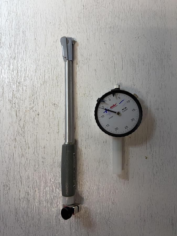 Used MHC Dial Indicator Bore Gage Set .7"-1.5" with Case  GHA-178