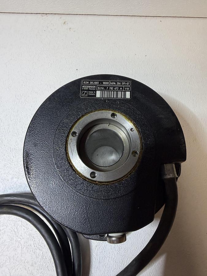 Used Heidenhain RON 285.1003 – 18000 Id.Nr. 286 591-07 Rotary Encoder GHA-73