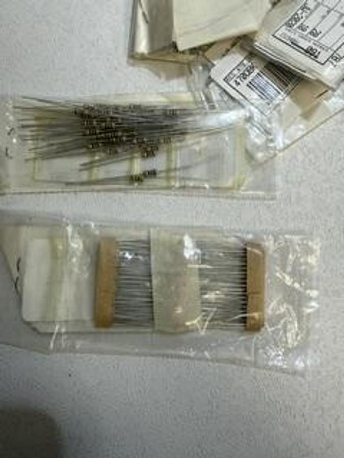 ELECTRICAL RESISTOR SURPLUS LOT! VARIETY OF SIZES GHGC-3