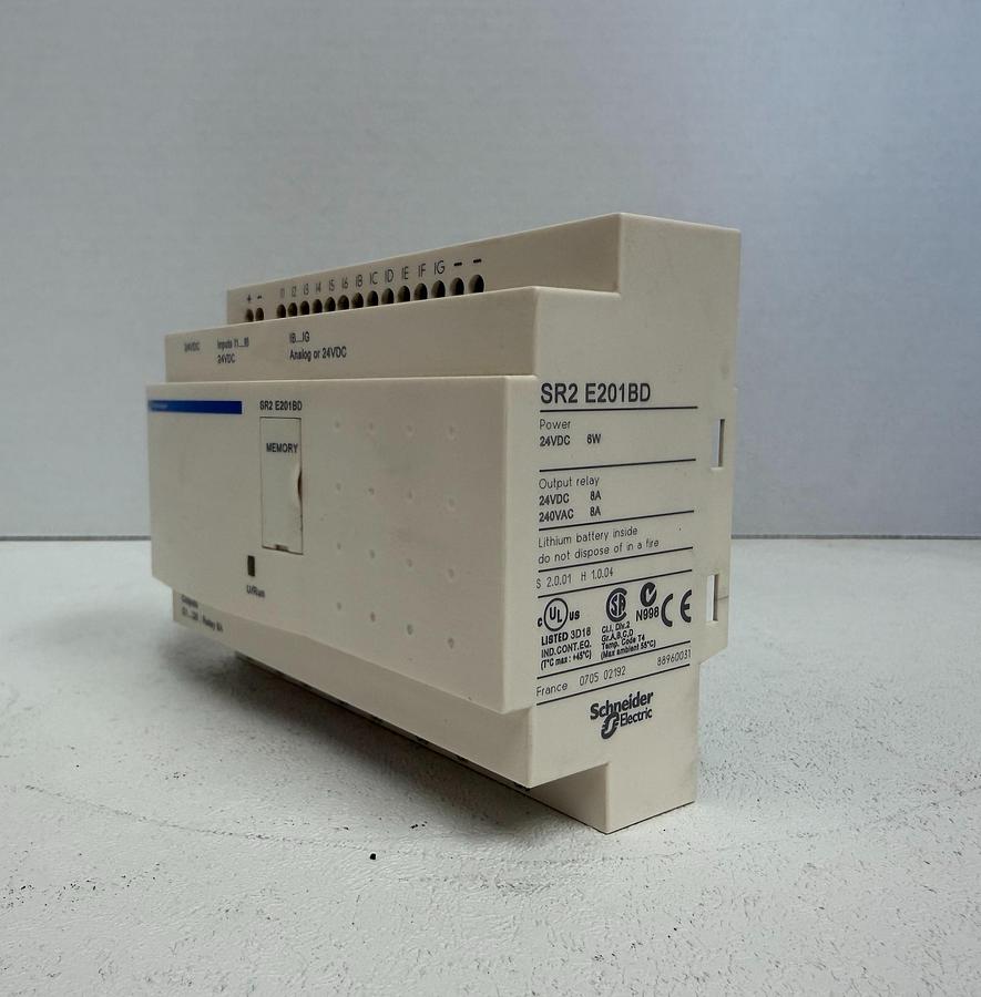 Used Schneider Electric Telemecanique SR2E201BD Smart Relay, Zelio Logic-For Parts GHA-99