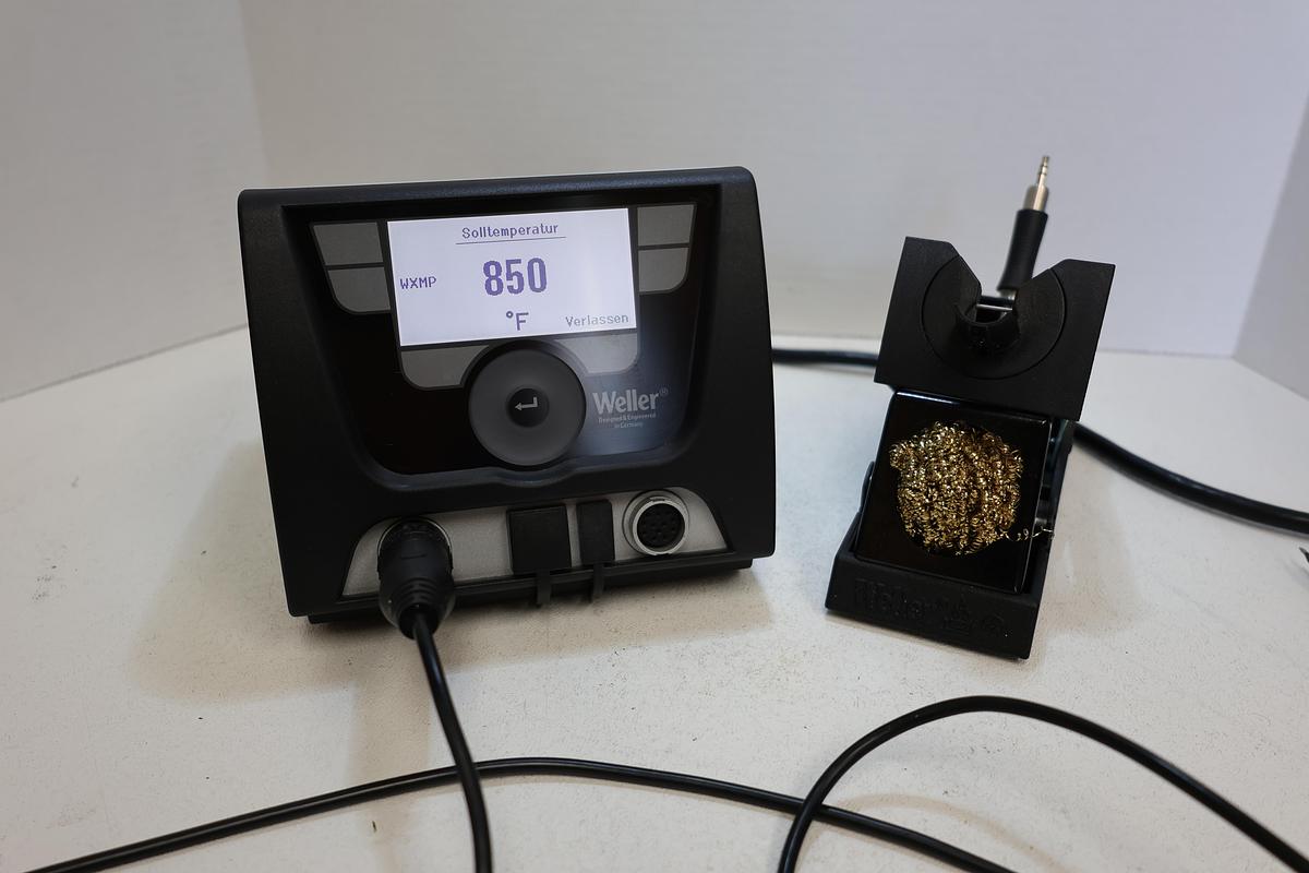 Used Weller WX2 200W Soldering Station w/ WXMP-MS Iron Stand & Tips Tested