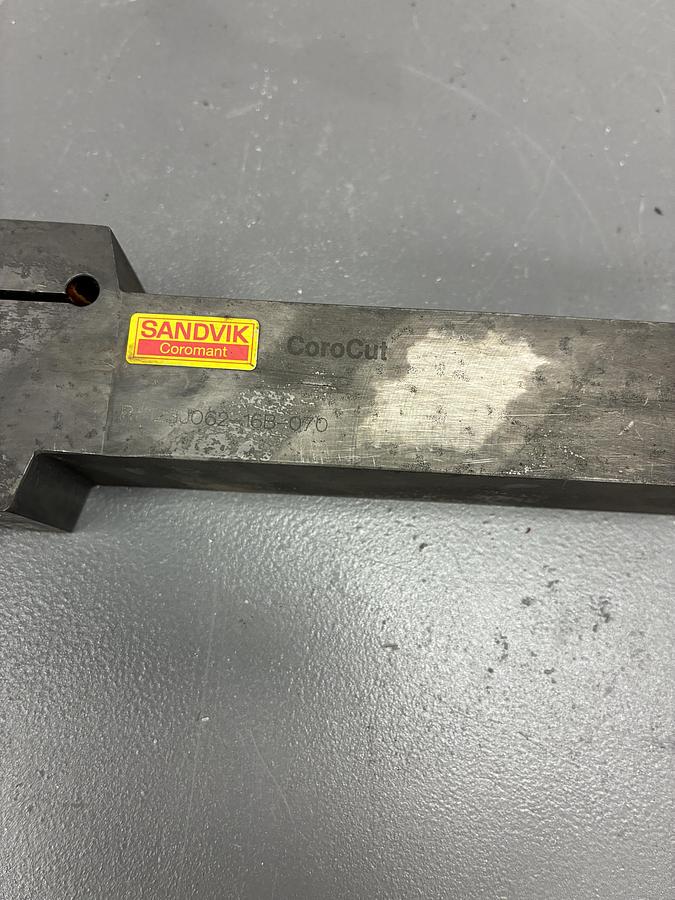 Used Sandvik Coromant JJ062‑16B‑070 Lathe Profiling / Grooving Tool Holder – 1" Shank – 70° GHC-9