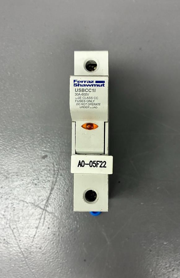 Used Ferraz Shawmut USBCC1 UltraSafe Fuse Holder – 1‑Pole, Class CC, 30 A, 600 VAC/VDC GHC-37