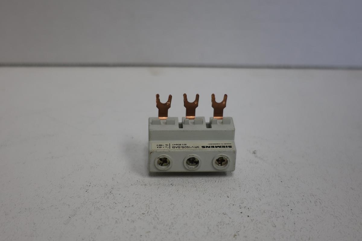 Used Siemens 3RV1925-5AB Motor Starter Accessory – Industrial Component GHC-37