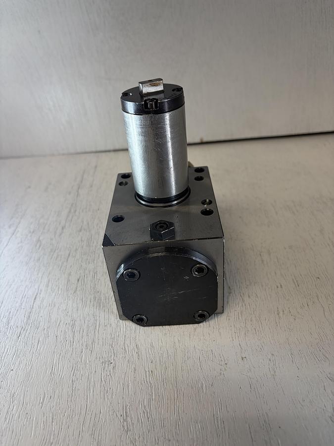 Used KSC WE-1 RIGHT ANGLE TAPPING LATHE LIVE TOOL HOLDER w/ 40mm SHANK GHA-178