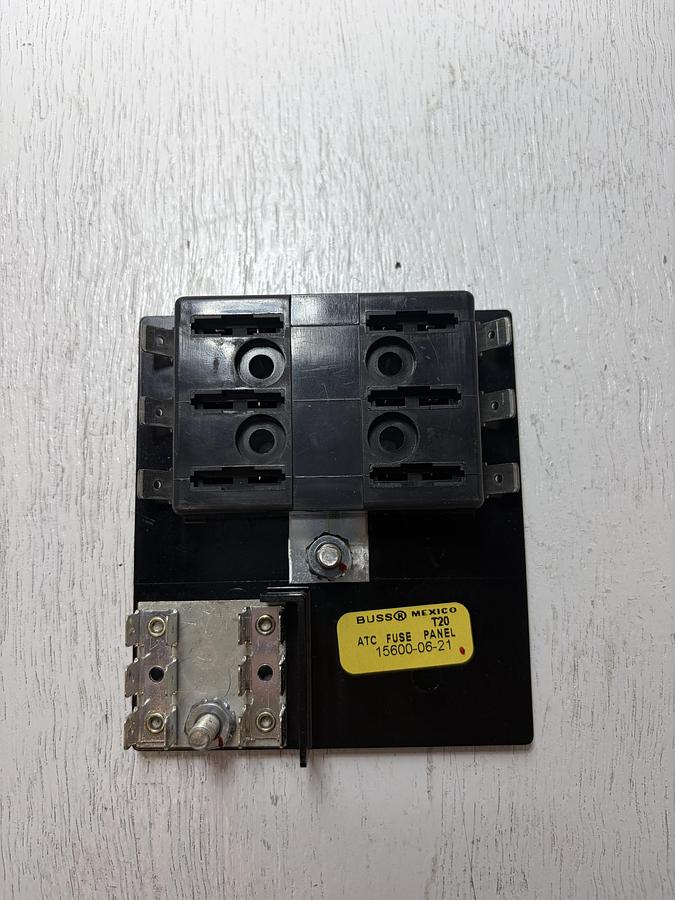 Used BUSS ATC FUSE PANEL, T20 (SET OF 2) GHA-178 