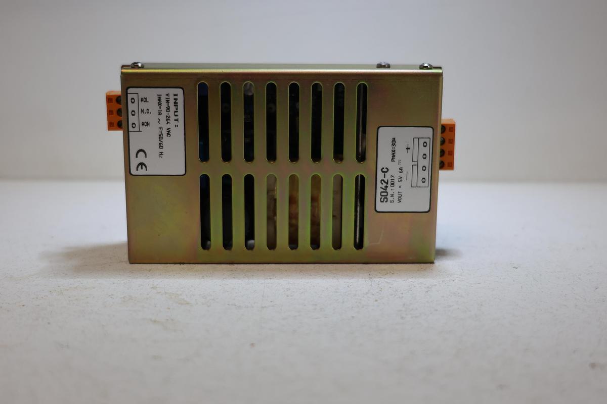 Used Power Control Systems S042-C Industrial Power Supply 5V DC– Panel Mount GHA-186