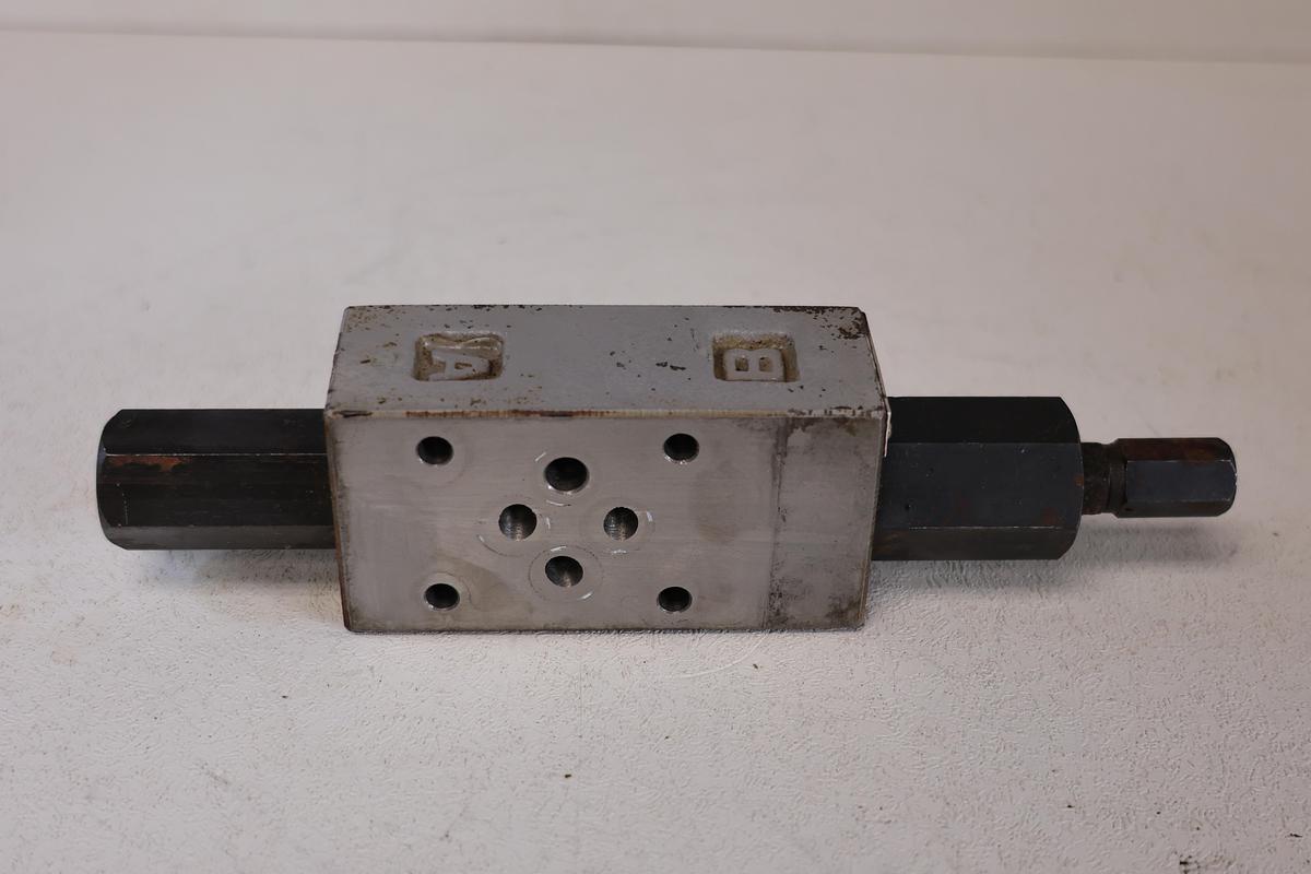 Used Hytegra Modular Pressure Reducing Valve HG3H-P-D4-025B