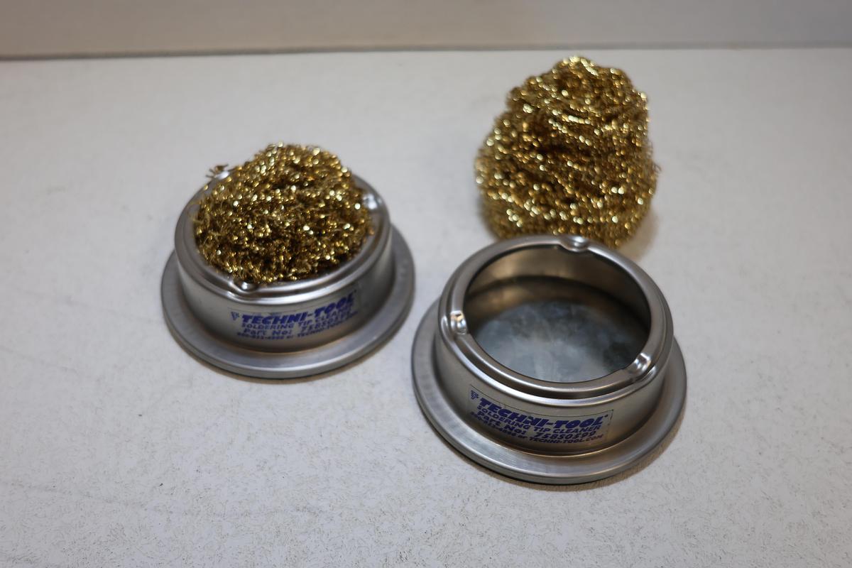 Used Lot of 2 Techni-Tool Soldering Tip Cleaners Brass Wool Holder TT85059