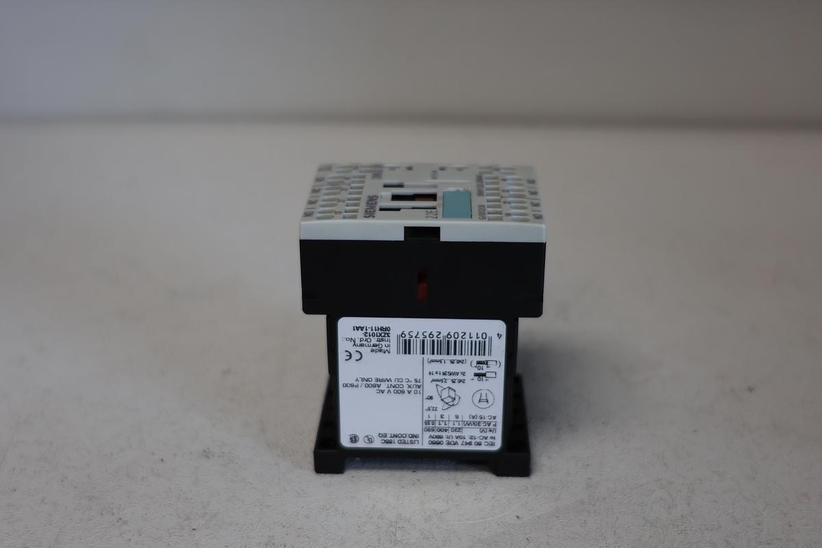 Used Siemens 3RH1122-2BB40 Power Contactor 4-Pole GHC-16