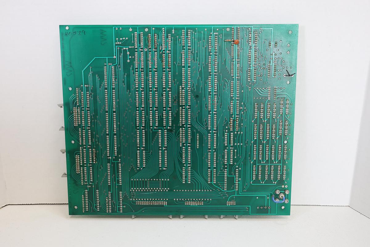 Used Hurco Oscilator Board D414-008413-001 Rev. A CNC Control PCB – Tested Working