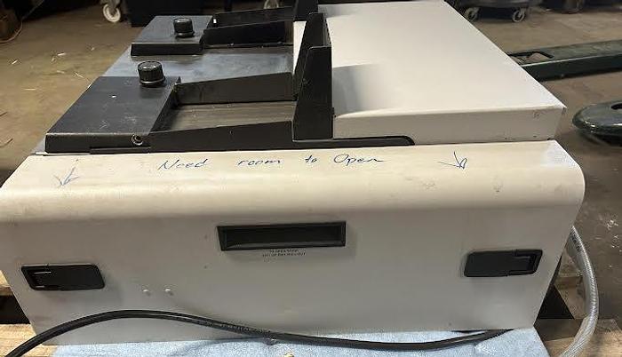 Used LECO-BG-32 Dual Belt Grinder Metallographic Polisher - GHC-11