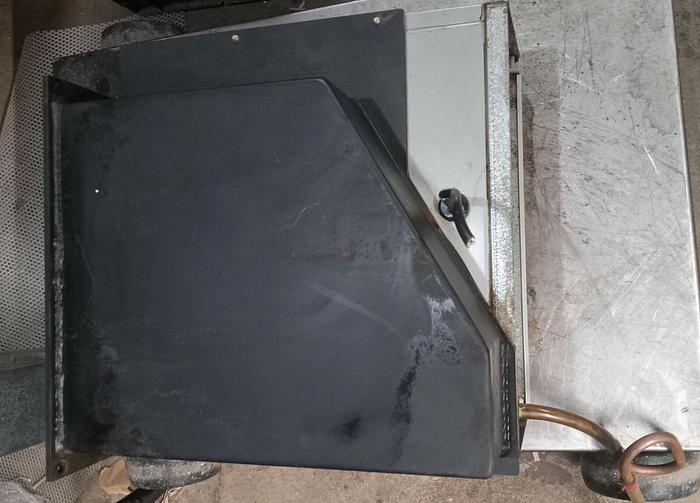 Used McLean Apw M13-0126-G10143 Electronic Enclosure Air Conditioner - GHB-87