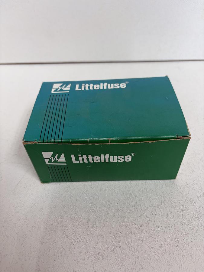 Used Box of 70 Littelfuse Axial-Lead Ceramic Fuse 30A 125V