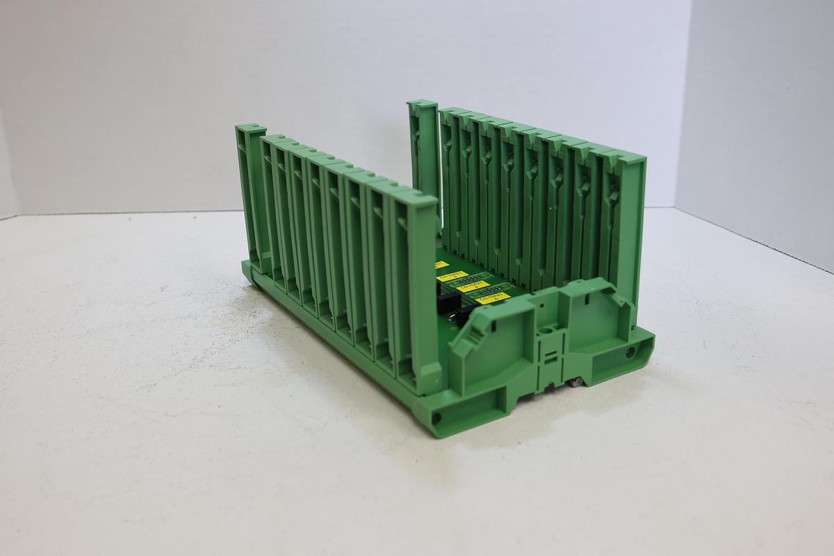 Used Dina Elektronik DNDS-8M PLC Rack System DIN Rail Mount Control Module Backplane