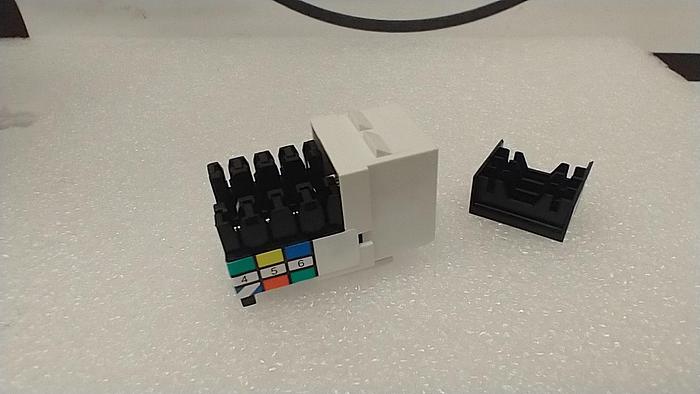 Leviton Conductor Phone Jack Tooless keystone. 41106-RW6 White NEW Lot-of-15 GH509