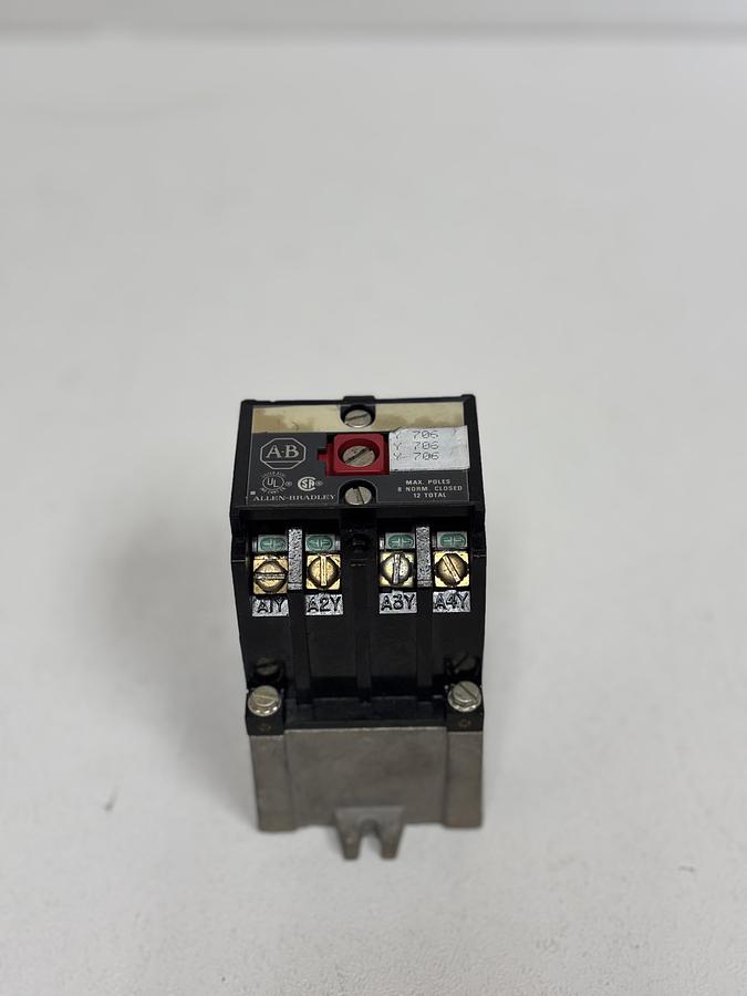 Used Allen-Bradley 700-P400A1 Series A – Industrial Power Relay GHC-31