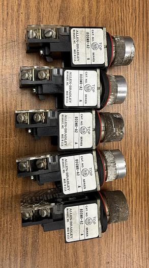 Used ALLEN BRADLEY 800MR-A2 SERIES A PUSH BUTTON PACK OF 5 GHA-156