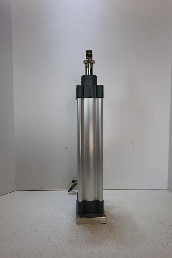 Used Metal Work Pneumatic 1213500200CN