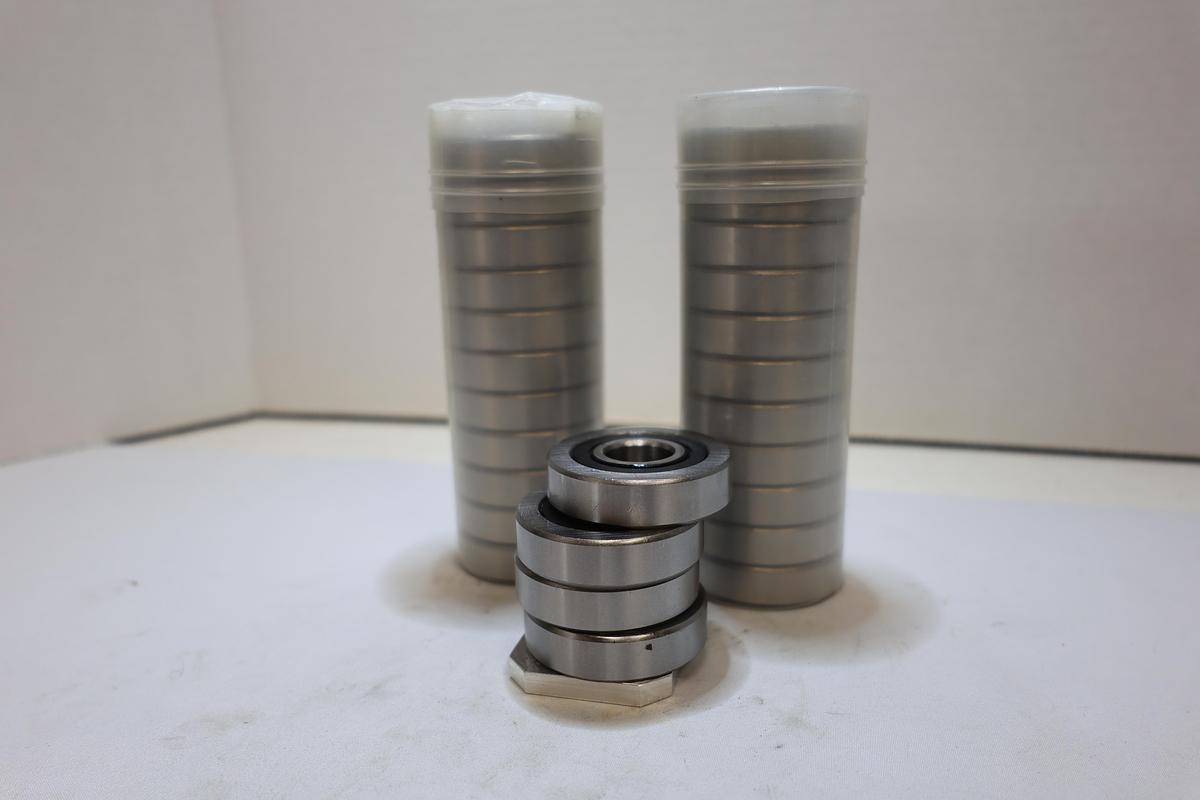 CN LR206NPP Sealed Track Roller Bearings – Lot of 9 – New Surplus