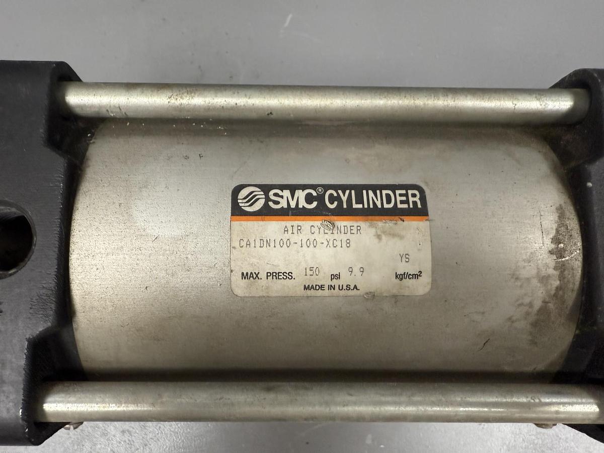 Used SMC Pneumatic Air Cylinder CA1DN100-100-XC18 GHC-8