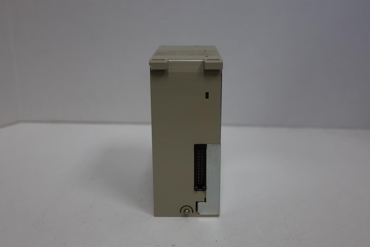 Used Omron C200HW-PD024 Power Supply Unit | 24V DC Input GHC-34