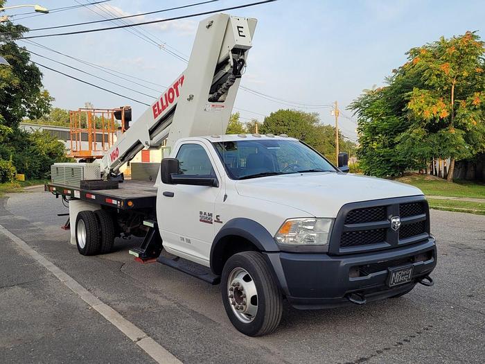 Used Elliott V60 60ft Bucket Boom on 2015 Ram 5500 Flatbed Truck - M71874 