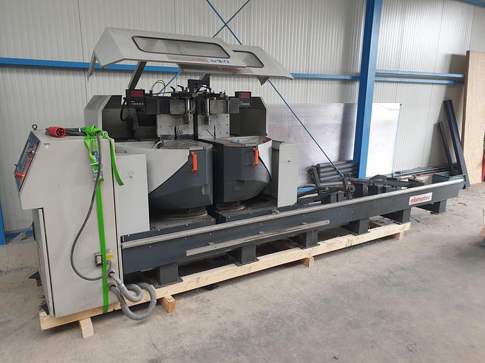 Gebraucht Doppelgehrungssäge Elumatec DG 244