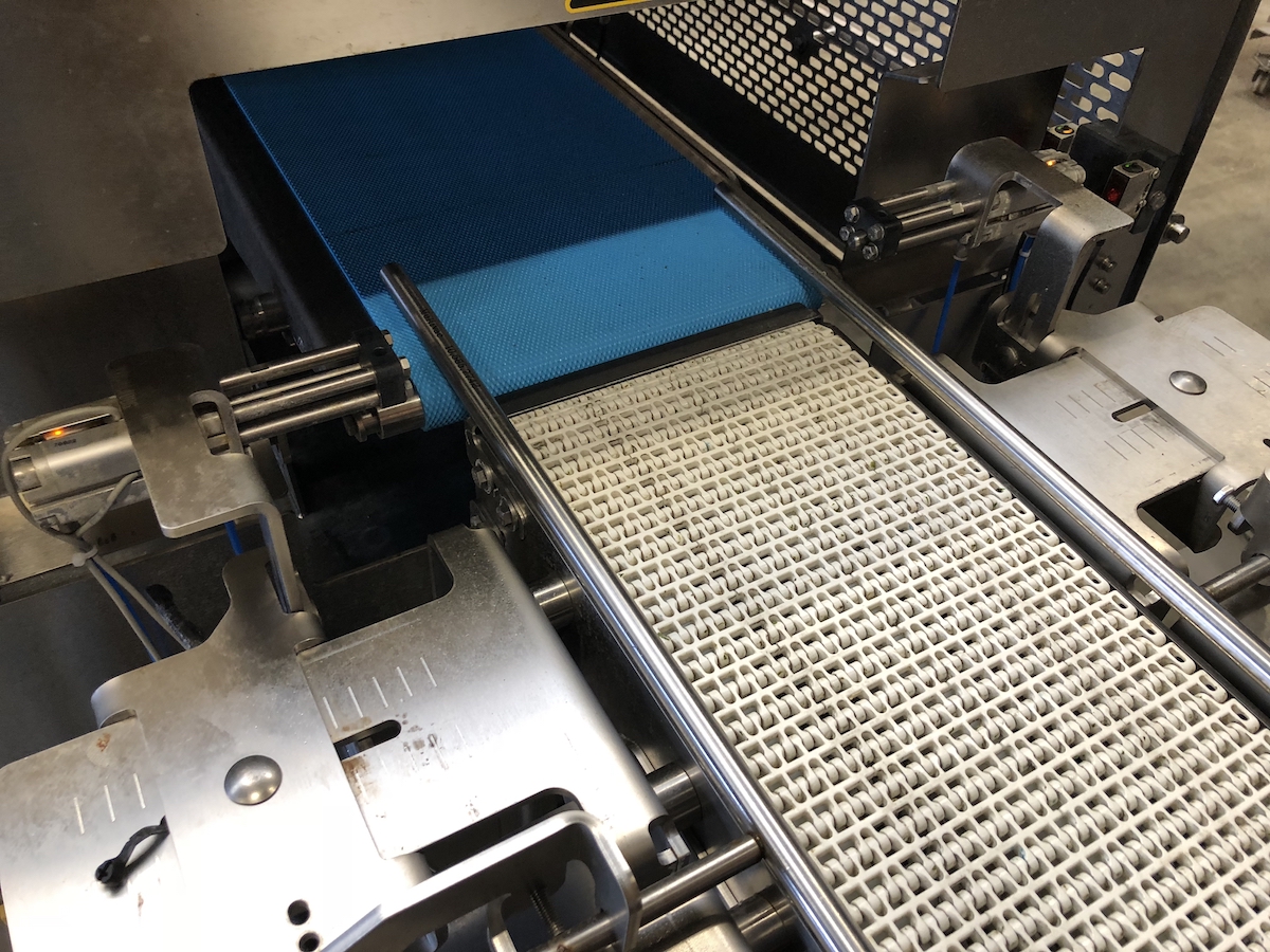 Used Multivac T800 high speed MAP traysealer