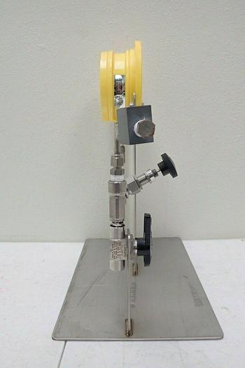 Used 3D Instruments 25544-32B14 2000 PSI Test Gauge Pressure Setting Device 1/4% Accu