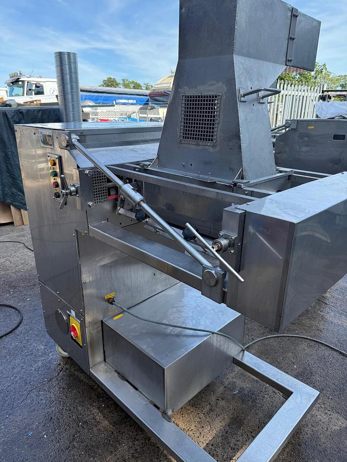 Used Perrett & Kane 18" 3 Roll Sheeter