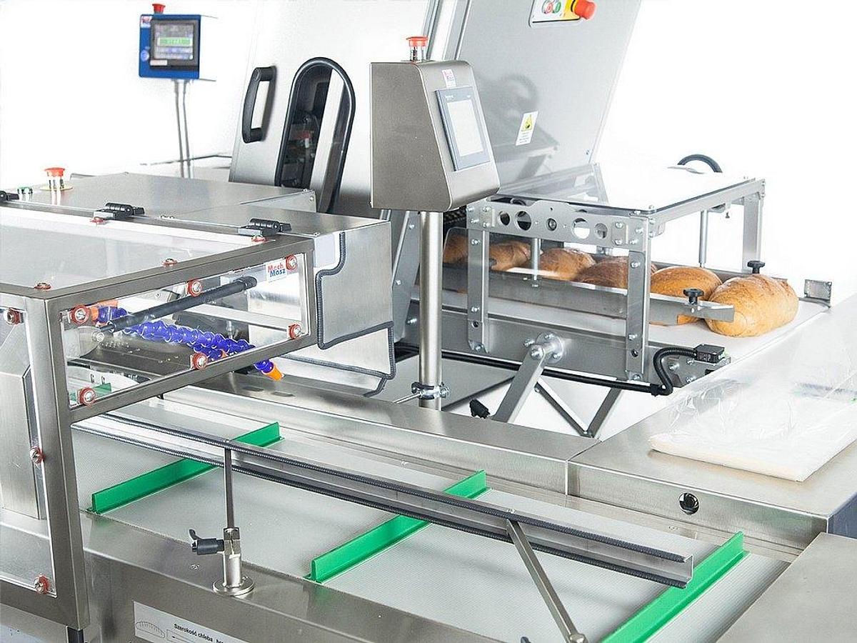 Mech Masz Bread Bagger