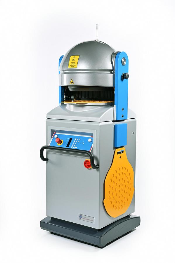 Daub DR Robot Automatic Divider Rounder